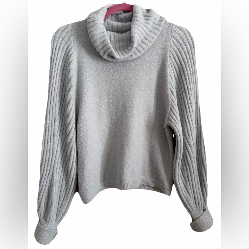 Express Cowl Neck Crop Sweater Soft Gray Balloon Ribbed Sleeve Small Petite